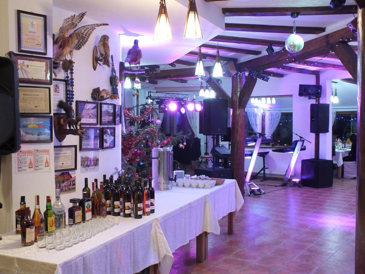 Pensiunea Casa Zmeilor Dragus ภายนอก รูปภาพ